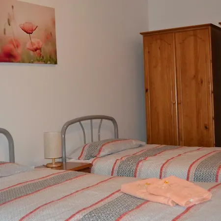 Mellieha Town Centre Bright & Spacious 3 Bedroom Apartment Exterior photo