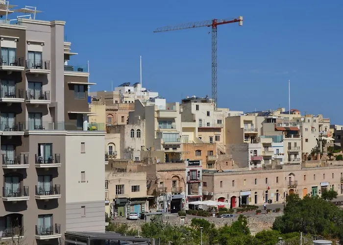 Mellieha Town Centre Bright & Spacious 3 Bedroom Apartment
